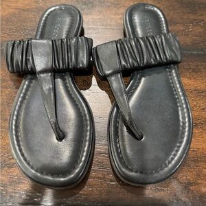 Aerosoles Cady leather thong sandal